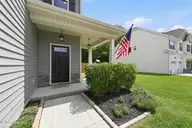120 Mittams Point Drive, Jacksonville, NC 28546 — 4-bedroom home in Towne Pointe, Jacksonville, NC, photo 8 of 55: 120 Mittams Point Dr. Jacksonville, NC