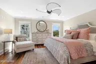 223 Sound Side Drive, Atlantic Beach, NC 28512 — 4-bedroom waterfront home in Bay Ridge, Atlantic Beach, NC, photo 17 of 57: Primary suite