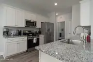 610 Bright Harvest Drive, Maysville, NC 28555 — 3-bedroom home in Batchelors Cove, Maysville, NC, photo 14 of 33: Kitchen