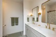 140 Surry Circle Drive S, Pinehurst, NC 28374 — 4-bedroom home in Unit 8, Pinehurst, NC, photo 22 of 32: upper xbath1