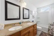 833 Pelican Drive, New Bern, NC 28560 — 3-bedroom waterfront home in Fairfield Harbour, New Bern, NC, photo 23 of 44: Guest Bath