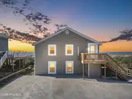 226 Ocean Boulevard E, Holden Beach, NC 28462 — 2-bedroom waterfront home, Holden Beach, NC, photo 2 of 61: 226OceanBlvdE - 43