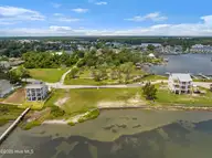 4729 S Shore Drive, Morehead City, NC 28557 — waterfront lot in Morehead Bluffs, Morehead City, NC, photo 8 of 15: Soundfront Vacant Lot