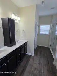 2850 Connet Street, Winterville, NC 28590 — 5-bedroom home in Coopers Pointe, Winterville, NC, photo 15 of 18: Master Bathroom