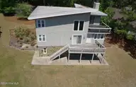 139 Pleasant View Lane, West End, NC 27376 — 4-bedroom waterfront home in Seven Lakes North, West End, NC, photo 3 of 67