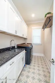 641 Bedminister Lane, Wilmington, NC 28405 — 4-bedroom waterfront home in Landfall, Wilmington, NC, photo 22 of 51