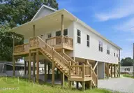 751 Driftwood Drive, Hampstead, NC 28443 — 4-bedroom manufactured home in Cedar Landing, Hampstead, NC, photo 9 of 52