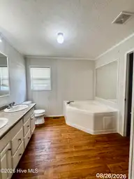 804 Maynard Boulevard, Jacksonville, NC 28546 — 4-bedroom manufactured home in Maynard Manor, Jacksonville, NC, photo 20 of 39: unnamed (24)