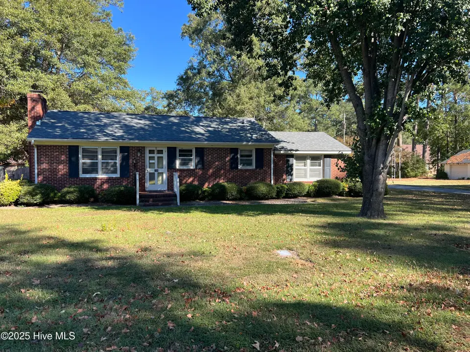 238 Nelson Street, Bethel, NC 27812 — 3-bedroom home, Bethel, NC, photo 1 of 33: IMG_6548