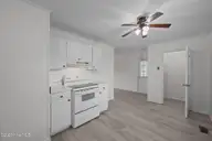 1417 Mockingbird Lane, New Bern, NC 28562 — 3-bedroom home in Trent Estates, New Bern, NC, photo 10 of 43: 10-web-or-mls-0C0A3519