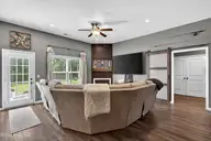 301 Buckeye Court S, Jacksonville, NC 28540 — 3-bedroom home in Gate Stone, Jacksonville, NC, photo 6 of 28