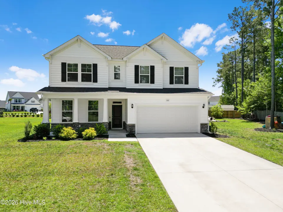 202 E Red Head Circle Lot 671, Sneads Ferry, NC 28460 — 4-bedroom waterfront home in Mimosa Bay, Sneads Ferry, NC, photo 1 of 62: DJI_0174