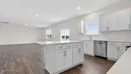 3061 Platinum Circle, West End, NC 27376 — 4-bedroom home in Gretchen Pines, West End, NC, photo 16 of 38: Kitchen