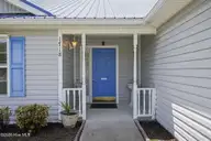 1718 Pharview Drive SW, Ocean Isle Beach, NC 28469 — 3-bedroom home in Tarheeland Acres, Ocean Isle Beach, NC, photo 7 of 38