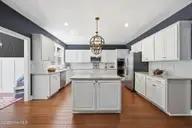 101 Balboa Court, New Bern, NC 28560 — 4-bedroom waterfront home in Neuse Harbour, New Bern, NC, photo 15 of 58: 29-web-or-mls-29-print-0C0A6718-Edited c