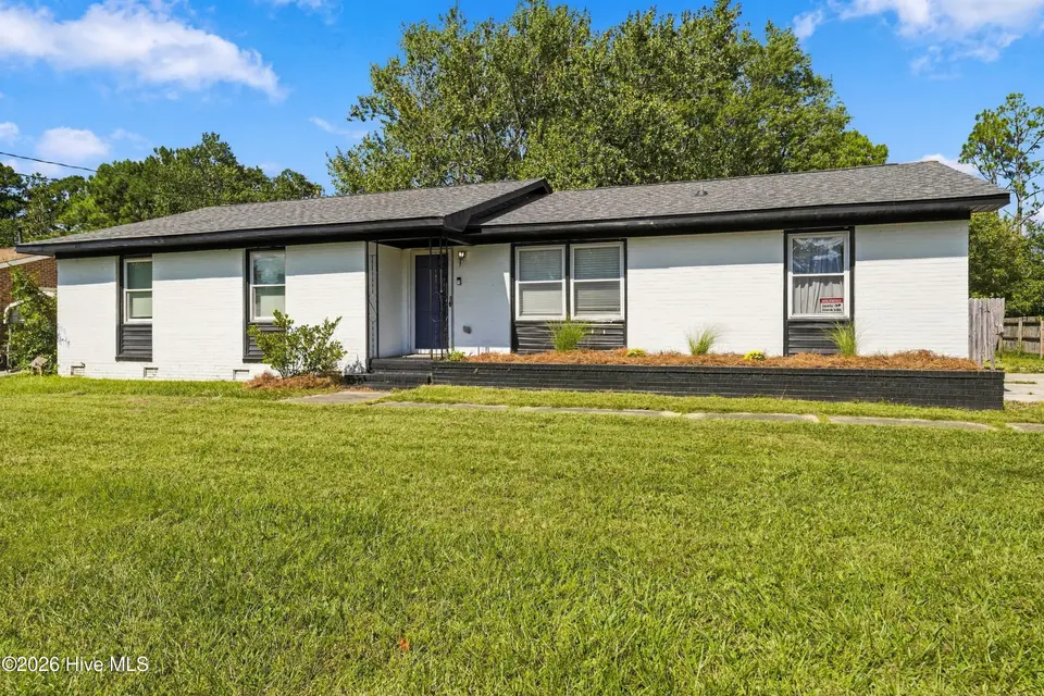 602 Mohican Trail, Wilmington, NC 28409 — 3-bedroom home in Tanglewood, Wilmington, NC, photo 1 of 34: 602MohicanTrail-46