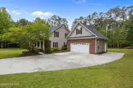 301 Seven Seas Drive, Havelock, NC 28532 — 3-bedroom home in Cherry Branch, Havelock, NC, photo 4 of 72: 4-web-or-mls-0C0A3358
