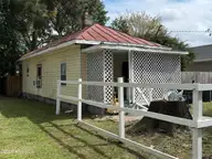911 Washington Street E, Wilson, NC 27893 — 1-bedroom home, Wilson, NC, photo 1 of 20: IMG_7727