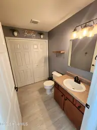 182 Kelly Circle, Hubert, NC 28539 — 2-bedroom townhome in The Villas at Creeker Town South, Hubert, NC, photo 15 of 32
