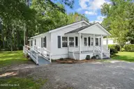 305 E 1st Street, Kenly, NC 27542 — 2-bedroom home, Kenly, NC, photo 3 of 38