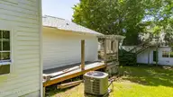 1105 Evans Street, Morehead City, NC 28557 — 3-bedroom waterfront home in Morehead City, Morehead City, NC, photo 19 of 42: Side view