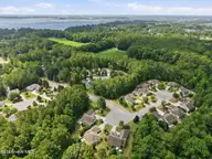 702 Hummingbird S, Swansboro, NC 28584 — 2-bedroom condo in The Villages at Swansboro, Swansboro, NC, photo 7 of 33