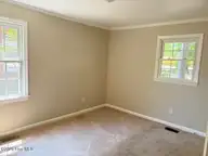 1307 Sunset Avenue, Tarboro, NC 27886 — 2-bedroom home, Tarboro, NC, photo 6 of 16: 1307 SUNSET AVE FT 11