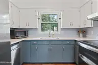 9135 Sue Circle NE, Leland, NC 28451 — 3-bedroom home in Marion Estates, Leland, NC, photo 17 of 50: 022-9135SueCircleNortheast-Leland-NC-284
