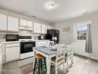404 Timberlake Trail, Jacksonville, NC 28546 — 2-bedroom townhome in Brynn Marr, Jacksonville, NC, photo 23 of 49: 23-web-or-mls-404 Timberlake Trl 42