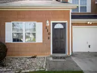 110 Creeker Town Way, Hubert, NC 28539 — 2-bedroom townhome in The Villas at Creeker Town South, Hubert, NC, photo 10 of 44
