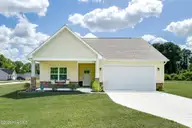 132 Lacarol Street, Rose Hill, NC 28458 — 3-bedroom home in Autumn Place, Rose Hill, NC, photo 1 of 24: 132lacarol-001