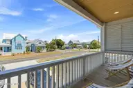 903 Ocean Boulevard Unit 1, Carolina Beach, NC 28428 — 3-bedroom townhome in Wilmington Beach, Carolina Beach, NC, photo 20 of 37: 42_dsc09924