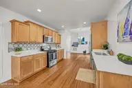 707 Grace Street, Wilmington, NC 28401 — 4-bedroom home in Historic District, Wilmington, NC, photo 8 of 24: 008_img_3978_312