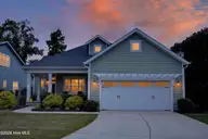 2236 Lakeside Circle, Wilmington, NC 28401 — 3-bedroom home in Hanover Lakes, Wilmington, NC, photo 2 of 61