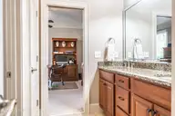 38 E Augusta Lane, Southern Pines, NC 28387 — 4-bedroom home in Mid South Club, Southern Pines, NC, photo 23 of 49: Jack & Jill Bath