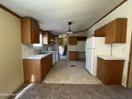 179 Aberdeen Lane, Jacksonville, NC 28540 — 3-bedroom manufactured home in Aberdeen Acres, Jacksonville, NC, photo 11 of 30: IMG_2659