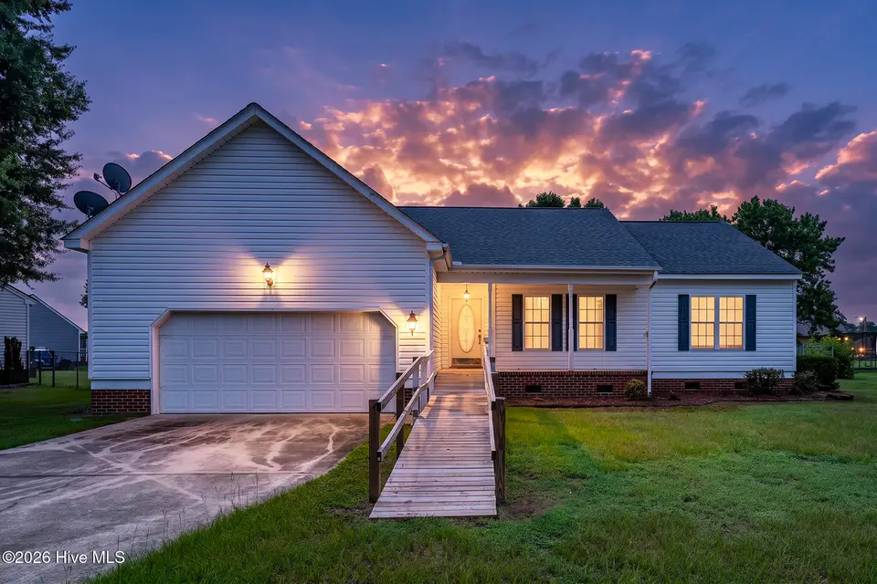 104 Trawick Drive, La Grange, NC 28551 — 3-bedroom home in Mira Branch, La Grange, NC, photo 1 of 47: 104 Trawick Drive, La Grange, NC 28551