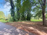 207 Dogwood Trail, Elizabeth City, NC 27909 — waterfront lot in Pine Lake, Elizabeth City, NC, photo 15 of 17: 15_img_6394