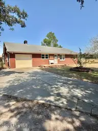 5452 Brothers Road, La Grange, NC 28551 — 3-bedroom home, La Grange, NC, photo 2 of 7: IMG_5395 (1)