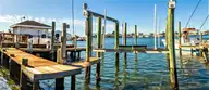 519 Atlantic Beach Causeway, Atlantic Beach, NC 28512 — 3-bedroom waterfront manufactured home in Sound View Isles, Atlantic Beach, NC, photo 5 of 38: 519 Atlantic Beach Cswy