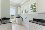 294 Crane Pointe, Hampstead, NC 28443 — 4-bedroom waterfront home in Crane Point, Hampstead, NC, photo 20 of 36