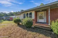 104 Live Oak Drive NE, Leland, NC 28451 — 3-bedroom home in Leland, Leland, NC, photo 2 of 26: 104_live_oak_dr_005