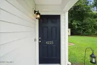 4225 Meadowview Lane, Rocky Mount, NC 27804 — 4-bedroom home in Fairfield, Rocky Mount, NC, photo 2 of 49: 12-4225 Meadowview Ln-12