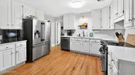 1730 Beaumont Drive, Greenville, NC 27858 — 3-bedroom home in Englewood, Greenville, NC, photo 10 of 53: 1730 Beaumont Drive-8
