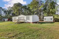 307 Buttonwood Court, Rocky Point, NC 28457 — 3-bedroom manufactured home in Creekwalk @ Bellhammon, Rocky Point, NC, photo 4 of 24