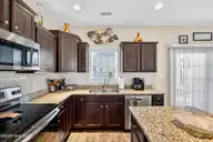 401 Worsley Way, Jacksonville, NC 28546 — 4-bedroom home in Onslow Bay, Jacksonville, NC, photo 9 of 42: 004CCB66-0323-4DD4-B55C-7A5D6CA87141