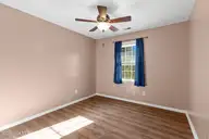 429 Kenwood Drive, Jacksonville, NC 28540 — 3-bedroom home in Kenwood Homes, Jacksonville, NC, photo 11 of 20: kenwood-11