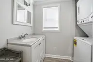 5427 Dove Drive SW, Ocean Isle Beach, NC 28469 — 1-bedroom manufactured home in Shan-gri-la, Ocean Isle Beach, NC, photo 12 of 35