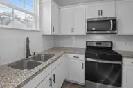 1010 Kellie Court, New Bern, NC 28562 — 4-bedroom home in West New Bern, New Bern, NC, photo 9 of 41: 15-web-or-mls-2I3A0012 (1)