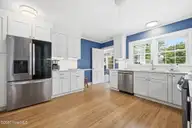 1306 Summit Avenue, Washington, NC 27889 — 3-bedroom home, Washington, NC, photo 13 of 39: 26-web-or-mls-IMG_0017